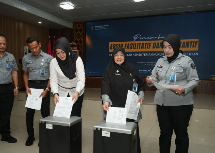 Kanwil Kemenkum Sumsel Lakukan Pemusnahan Arsip Fasilitatif dan Substantif