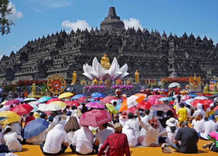 5 Destinasi Wisata Religi yang Wajib Dikunjungi Saat Libur Waisak, Nomor 3 Ada di Palembang