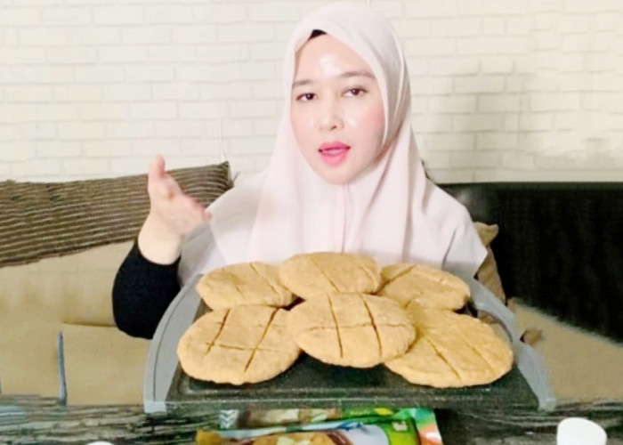Pempek Kulit Jumbo Seukuran Wajah Pertama di Palembang, Gebrakan Baru Pempek Honey 