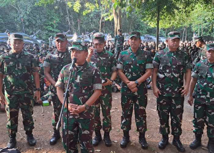 KSAD Dudung Pantau Lat Ancab Batalyon Tim Pertempuran