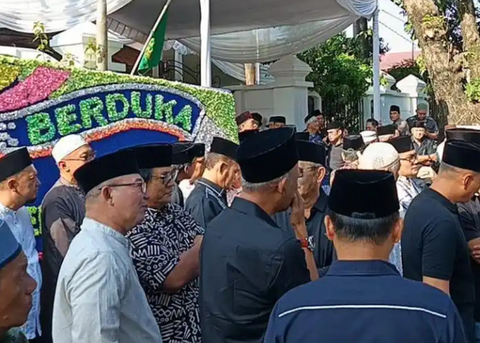 Kediaman H Alex Noerdin di Palembang di Padati Pelayat, Dikuburkan Ba'da Zuhur di TPU Kebun Bunga