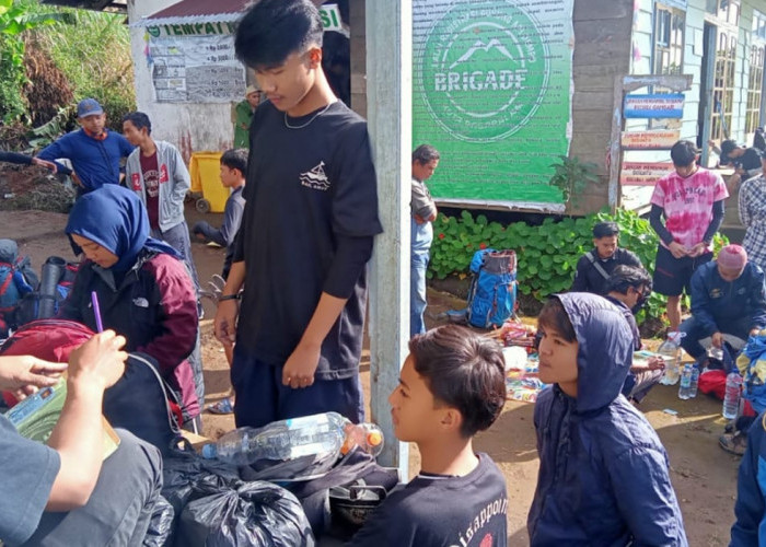 Jalur Pendakian Gunung Dempo Kembali Dibuka, Ini Persyaratan yang Harus Dilengkapi Pendaki