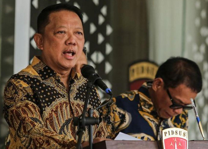 Usai Jadi Tersangka Eks Jampidsus Febrie Adriansyah Dicekal ke Luar Negeri