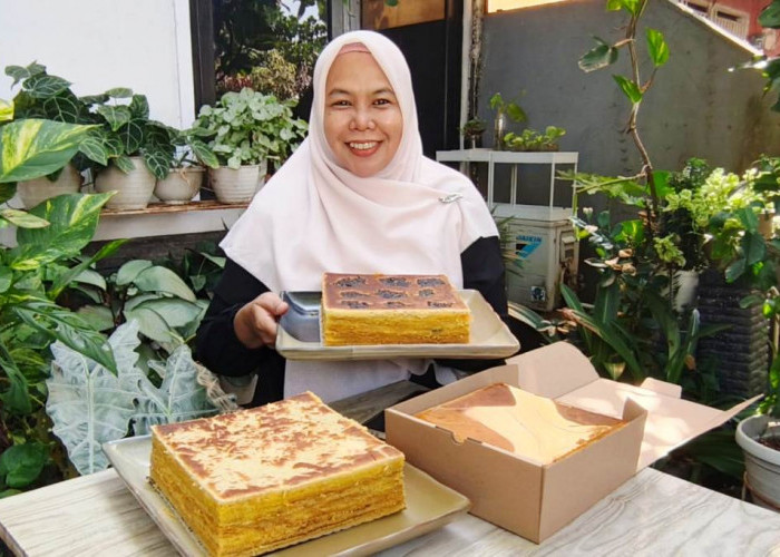 Desna Rahani, Owner Umi Syarifah, Berawal dari Hobi Kini Sukses Bangun Usaha Kue Lapis Rumahan