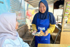  Perempuan Ini Sukses Kembangkan Usaha Rumahan hingga Jadi Andalan Transaksi Warga melalui BRILink Agen