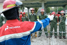 Pertamina HSE TC Sungai Gerong dan Pertamina Patra Niaga Bekali Jurnalis Sumsel Basic Safety dan Evakuasi