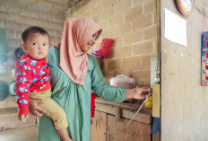 PLN UID S2JB Kembali Nyalakan 136 Sambungan Listrik Gratis Melalui Program Light Up The Dream