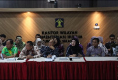 Kanwil Kemenkum Sumsel Harmonisasi Tiga Raperkada Muara Enim: Air Minum, Disabilitas, dan Investasi