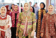 Jelita Sriwijaya, Sentuhan Elegan Warisan Budaya, Febi Deru: Menginspirasi Generasi Muda