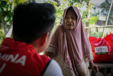 Pertamina Patra Niaga Kilang Plaju Terus Tebar Kepedulian untuk Masyarakat melalui Program SENYUM