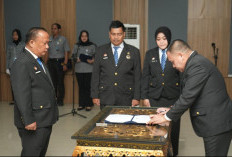 Lantik Pejabat baru, Kemenkum Sumsel Perkuat Layanan Administrasi Hukum Umum