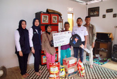 Kepedulian Bagi Masyarakat Sekitar, KAI Divre III  Palembang Salurkan Bantuan CSR Secara Transparan dan Akunta