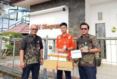 KAI Divre III Palembang Perkuat Perlindungan Pekerja Operasional dengan Bagikan 2800 Masker