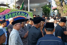 Kediaman H Alex Noerdin di Palembang di Padati Pelayat, Dikuburkan Ba'da Zuhur di TPU Kebun Bunga