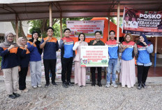 Pertamina Patra Niaga Kilang Plaju Kembali Salurkan Bantuan Logistik ke Satgas Karhutla BPBD Sumsel